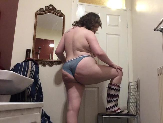 Arikajira BBW Curvy Wellies Fetish 3