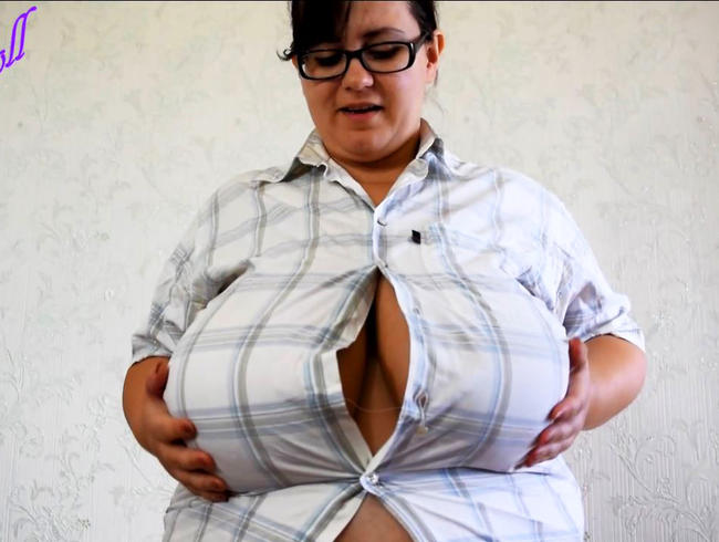 In this video I broke 2 buttons in my shirt… it seems my boobs felt too tight