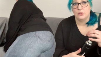 Vibrator durch die Leggins! Ob was was wird…? Userwunsch