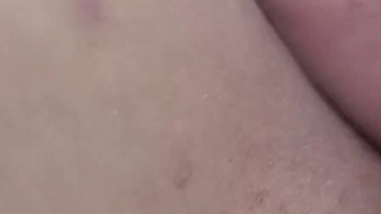 Ich Finger mich bis ich komme und meine pussy wird was gespreizt