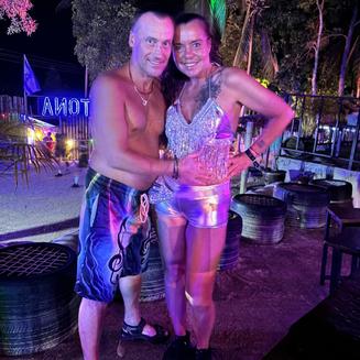 Bi_Love_IN