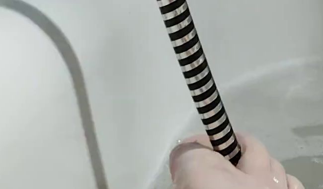 Füße und Beine in der Badewanne.. Wer hat Lust auf einen Fußjob? // Video 019