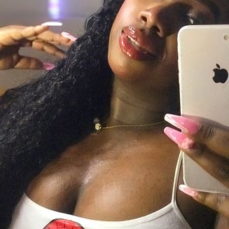 goddesqueenaria