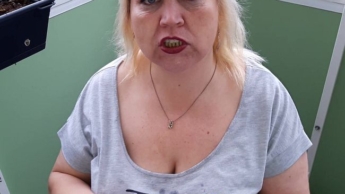 Kondomspiele auf dem Balkon