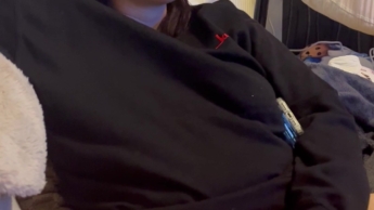 18jaehrige Berlinerin am mastubieren