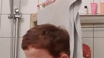 Behaarte Pussy rasiert