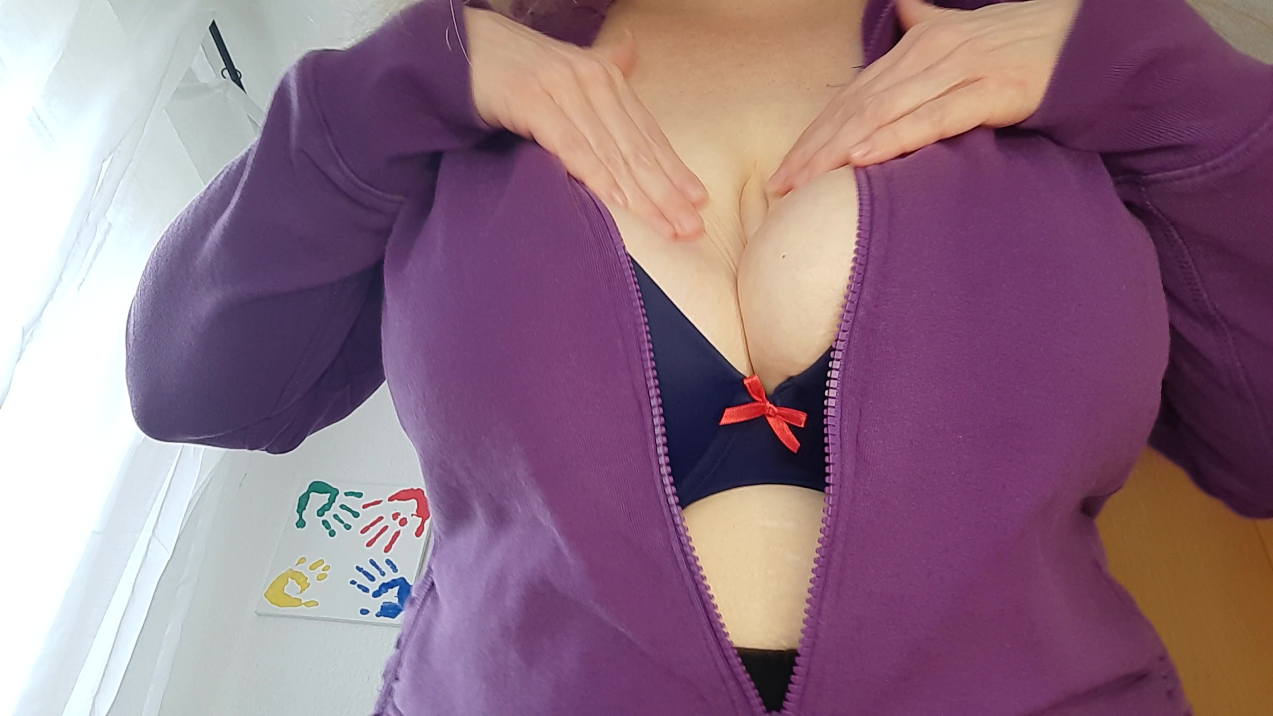 Meine Brüste über deinem Gesicht