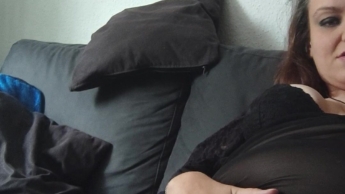 Selbstbefriedigung in Kompressionsstrümpfen! Ich mach es mir mit Fingern und Vibrator!